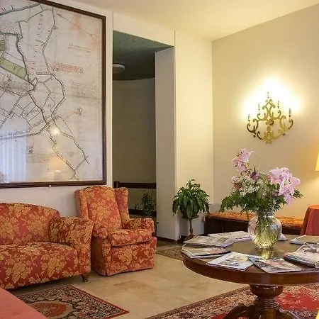 Castelvecchio Aparthotel Verona