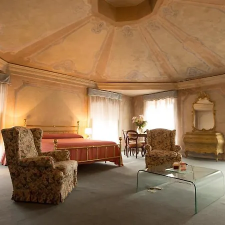 Castelvecchio Aparthotel Verona