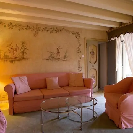 Castelvecchio Aparthotel 2*