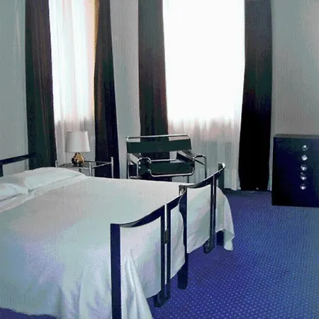 Castelvecchio Aparthotel Verona